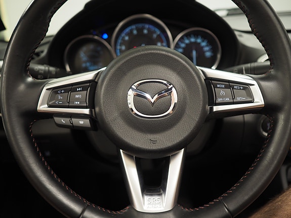 Mazda MX-5 14 of 30