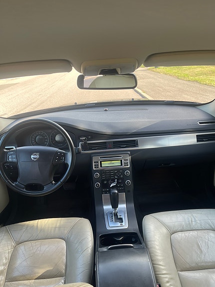 Volvo S80 8 of 11