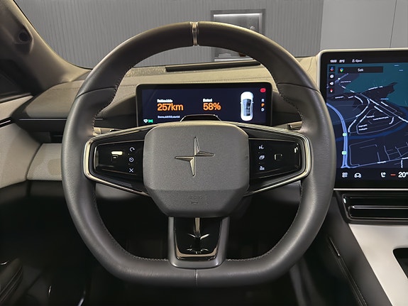 Polestar 4 14 of 30