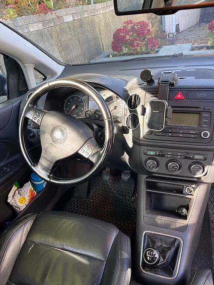 Volkswagen Golf Plus 3 of 5