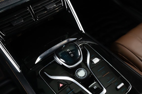 BYD Tang 17 of 23