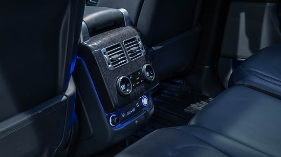 Land Rover Range Rover 19 of 24