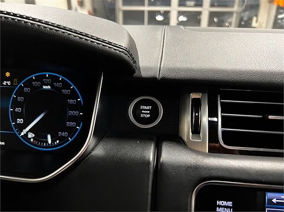 Land Rover Range Rover 17 of 30