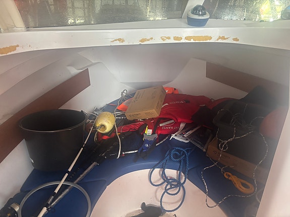Brukt godt utrustet båt, brukt til hummer og krabbe fiske. 8 of 14