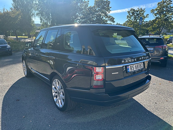 Land Rover Range Rover 2 of 30