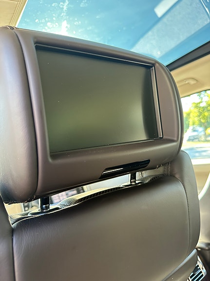 Land Rover Range Rover 17 of 30