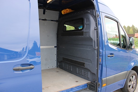 Mercedes-Benz Sprinter 316 13 of 13