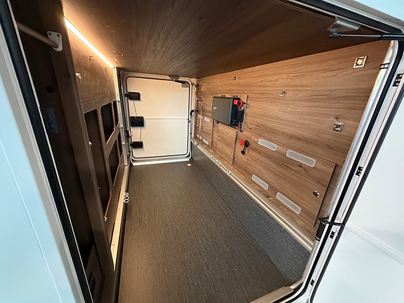 Bilde 18 av KABE Imperial TRAQ i830 LGB