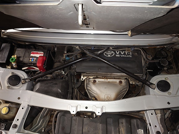 Toyota MR2 14 of 21