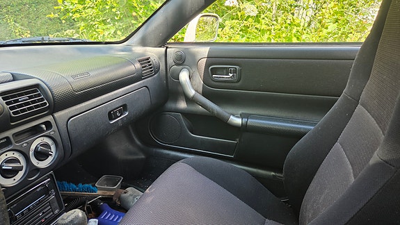 Toyota MR2 13 of 21