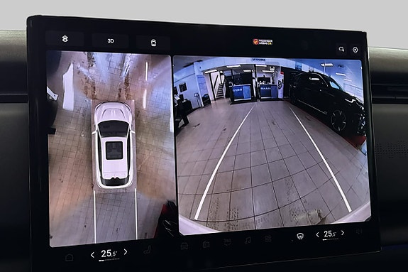 360° kamera gir full oversikt for trygge parkeringer og manøvrering.