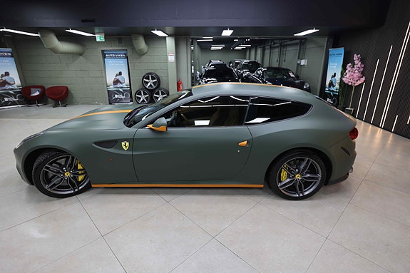 Ferrari FF 17 of 30