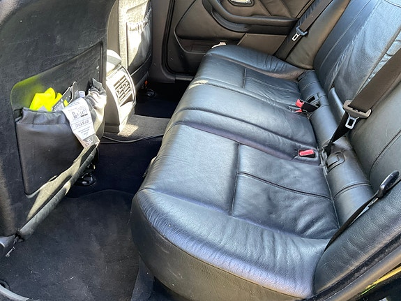 BMW 525d 5 of 8