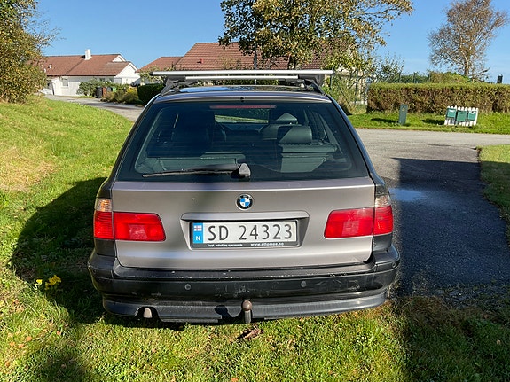 BMW 525d 7 of 8