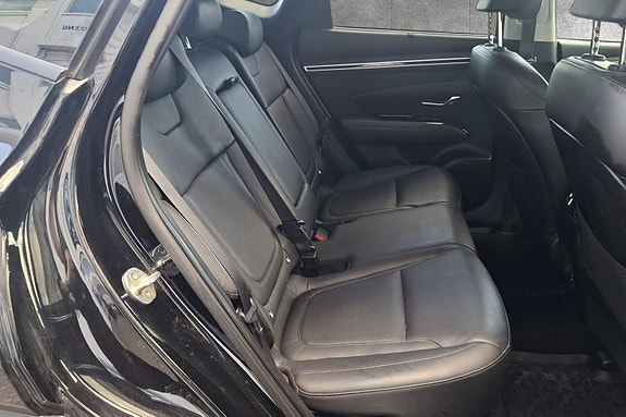 Hyundai Tucson 17 of 29
