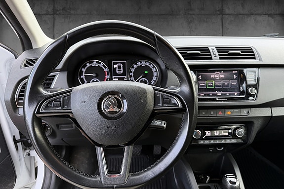 Skoda Fabia 10 of 17