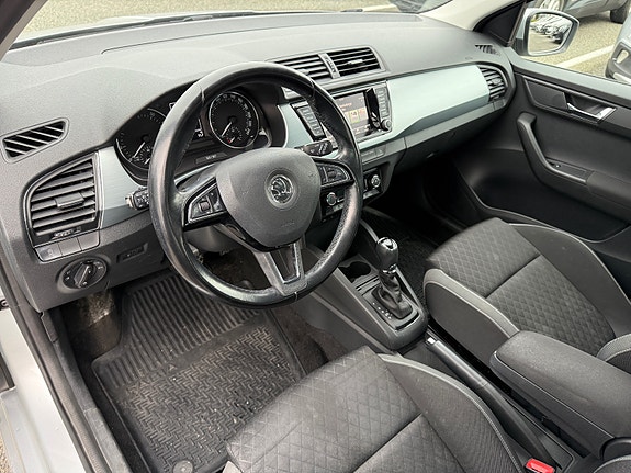 Skoda Fabia 9 of 18