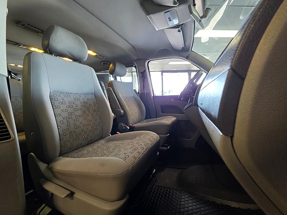 Volkswagen Transporter 10 of 28