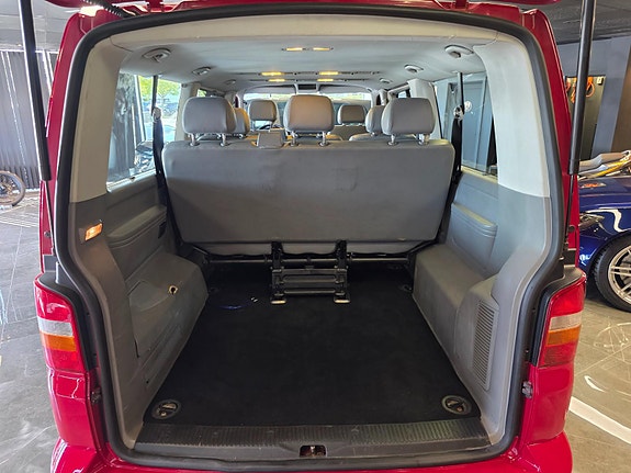 Volkswagen Transporter 14 of 28