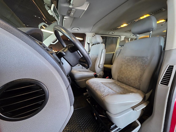 Volkswagen Transporter 9 of 28