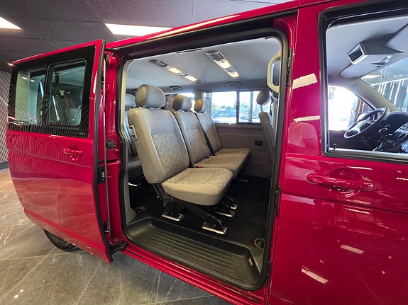 Volkswagen Transporter 11 of 28