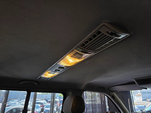 Volkswagen Transporter 17 of 28
