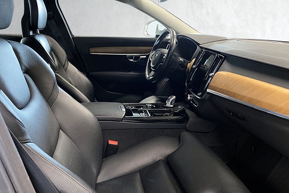 Komfortable seter utviklet med Volvos velkjente fokus på ergonomi.
