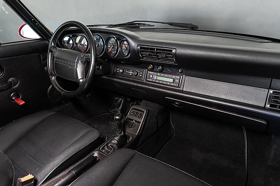 Porsche 911 11 of 26
