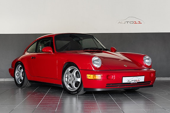 Porsche 911 2 of 26