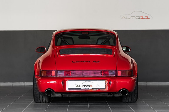 Porsche 911 3 of 26