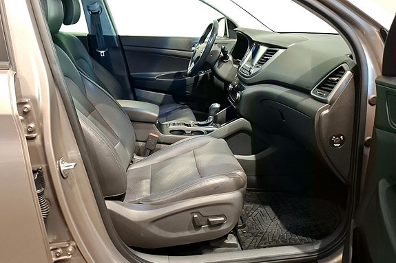 Hyundai Tucson 23 of 25