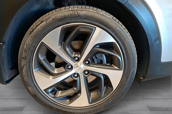 Hyundai Tucson 24 of 25