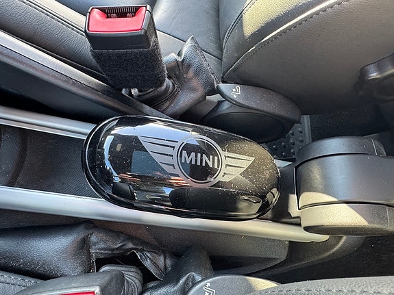 MINI Cooper S 19 of 30