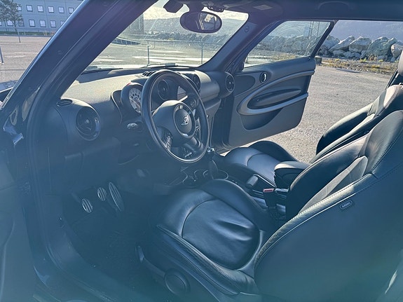 MINI Cooper S 28 of 30