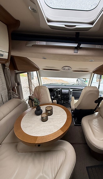 Hymer B 690 8 of 30