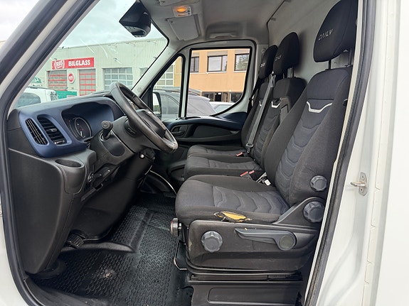 Iveco Daily 11 of 17