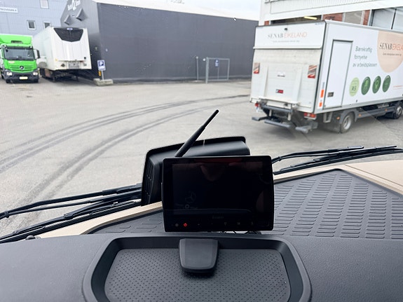 Mercedes-Benz Arocs 6X4 Istrailtipp med høytløftende luke, akselavlastning, kjøleskap, se video 14 of 23