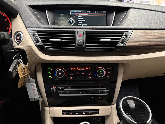 BMW X1 26 of 30