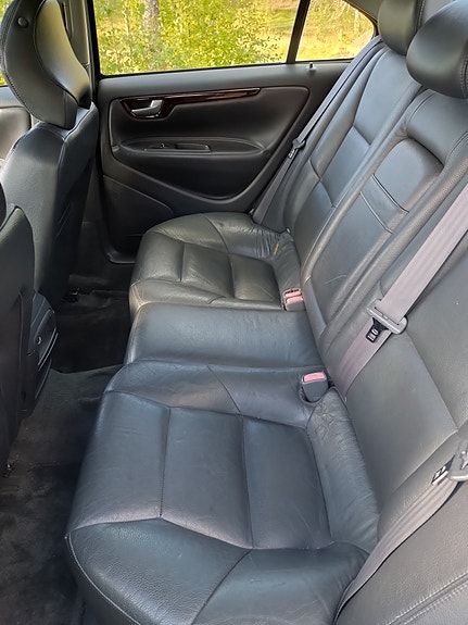 Volvo S60 7 of 11