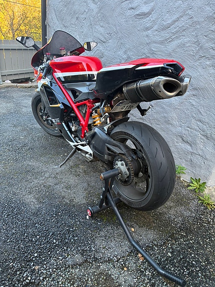 Ducati 848 3 of 4