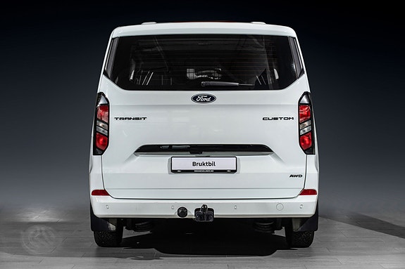 Ford Transit Custom 9 of 21