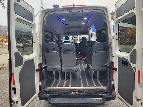 Volkswagen Crafter 10 seter 19 of 21