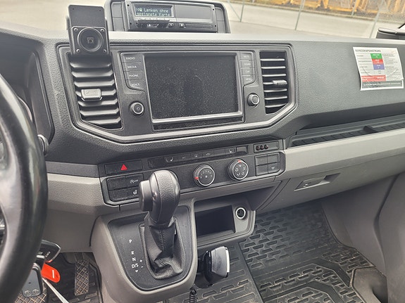 Volkswagen Crafter 10 seter 13 of 21