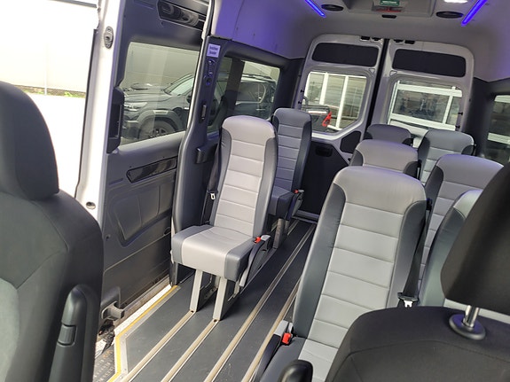 Volkswagen Crafter 10 seter 16 of 21