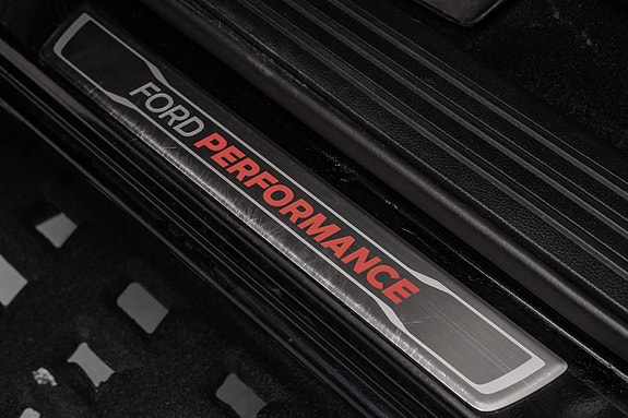 Ford Ranger Raptor 12 of 28
