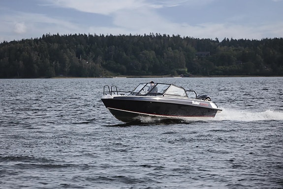 Buster Magnum VMAX - Nyhet!  Utstillingsbåt 3 of 16