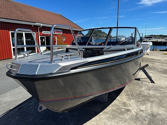 Buster XXL V-MAX Edition Yamaha 150 VMAX 2026 mod. LEVERINGSKLAR! 3 of 7