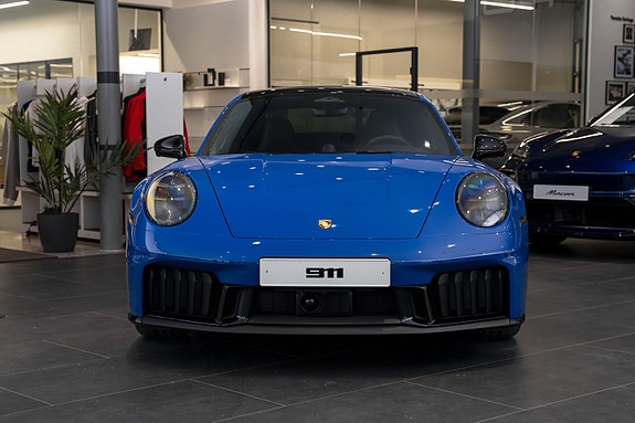 Porsche 911 11 of 30