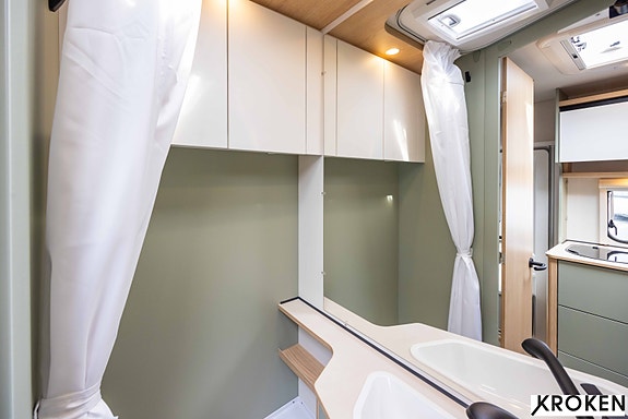 LMC LMC Style Lift 500 K | Familievogn med 3 køyer... 18 of 25