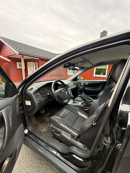 Volvo S60 11 of 22